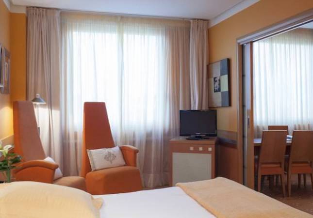 Confortables habitaciones en Hotel Torresport Spa. El entorno más romántico con los mejores precios de Cantabria